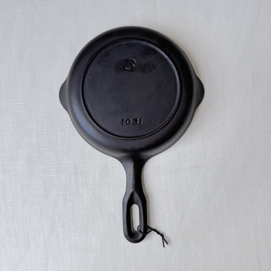1940's Griswold No. 3 Skillet