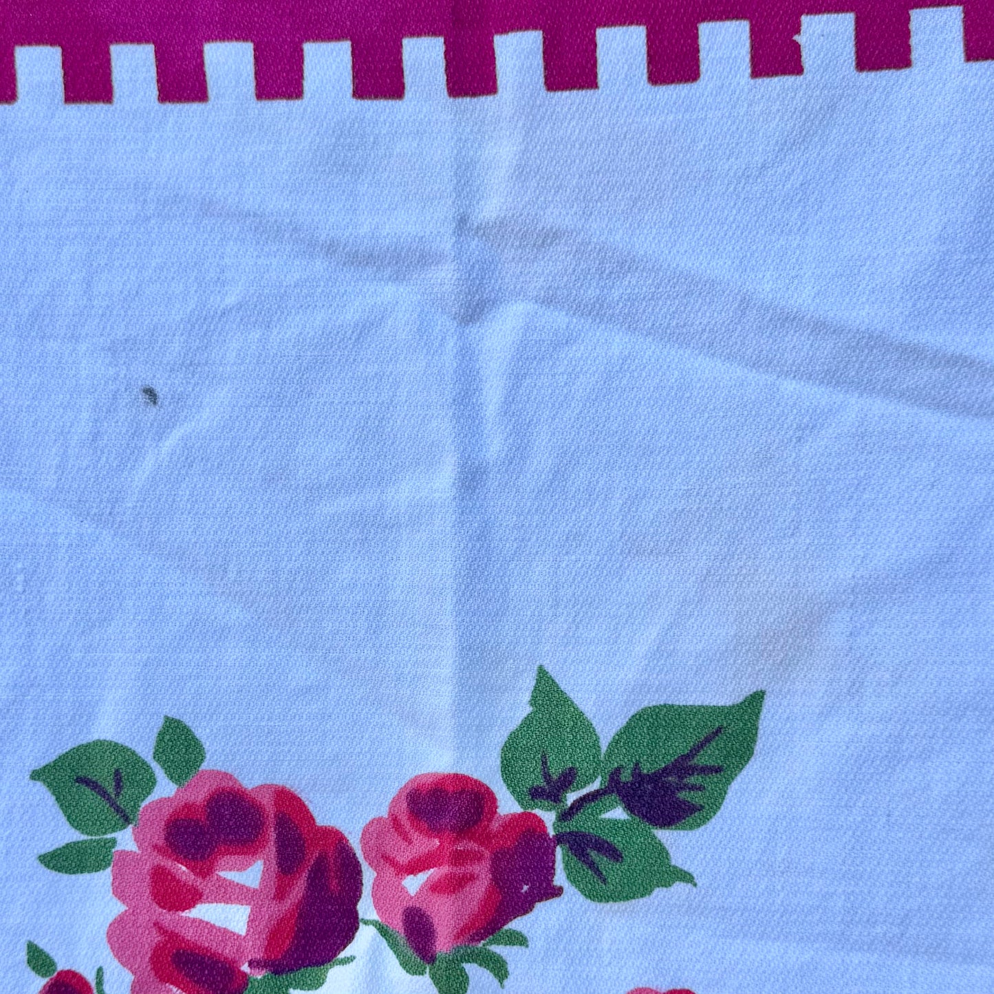 MCM 1950's Roses & Gingham Square Tablecloth