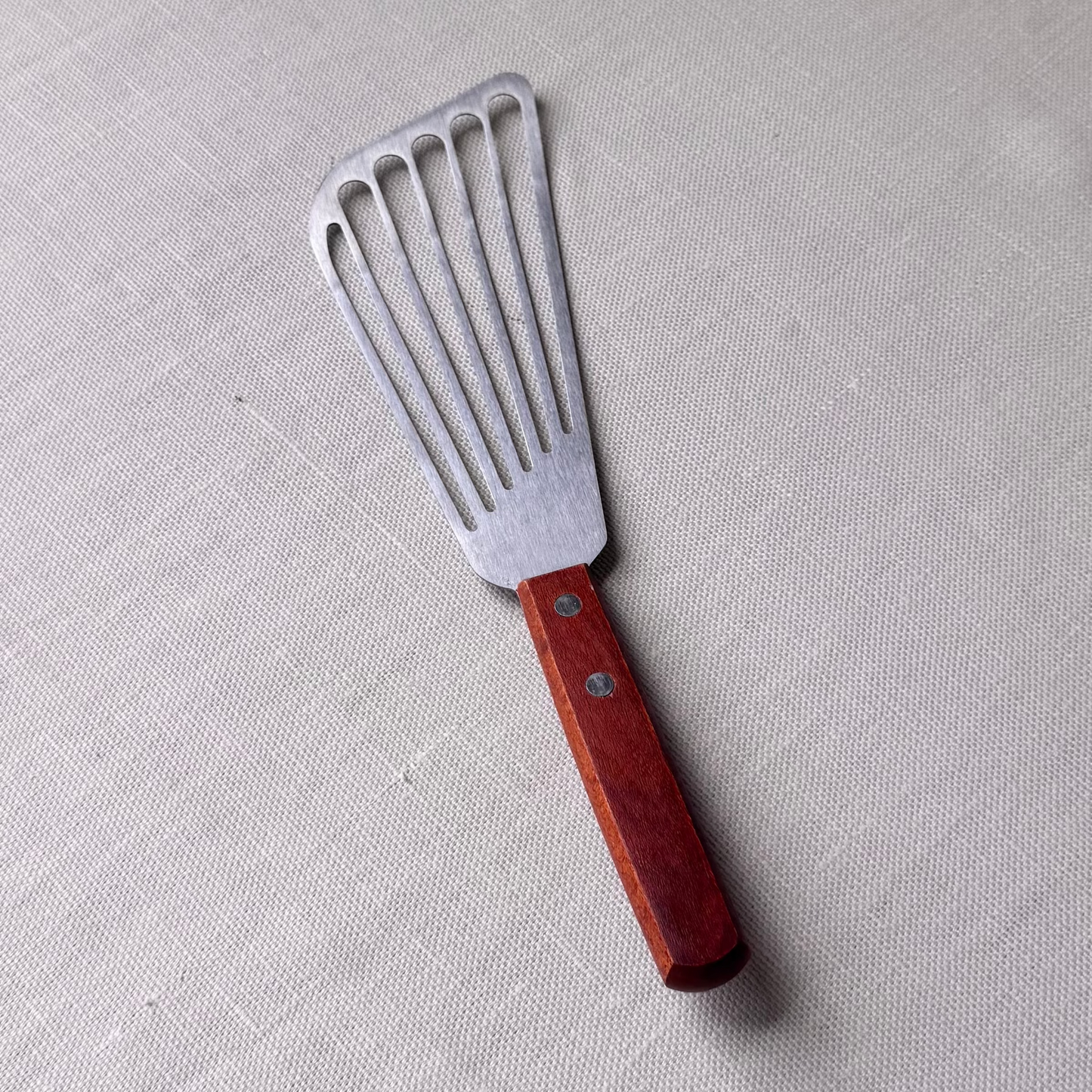 New - Fish Spatula