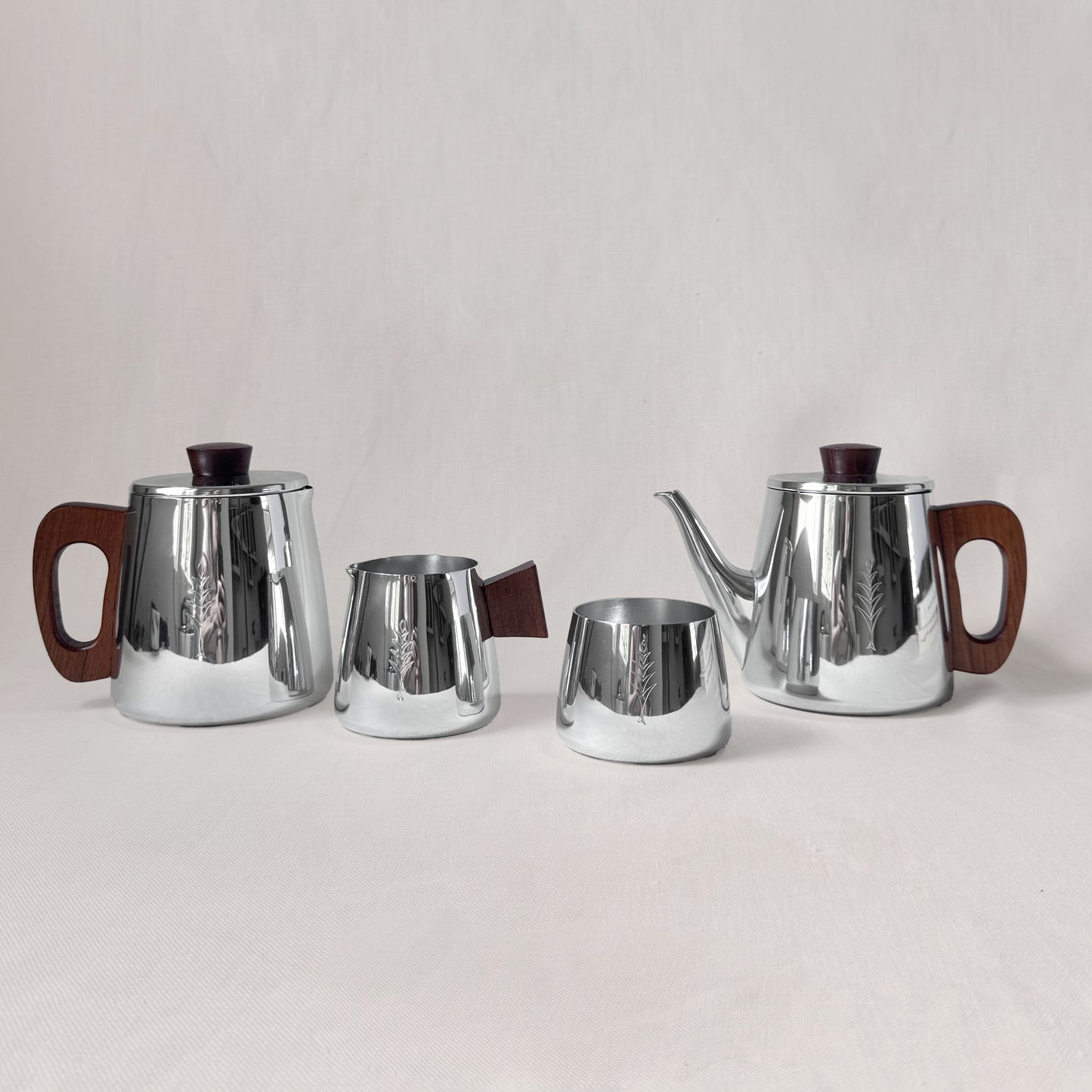 MCM 'Sona De Luxe' Chrome Tea Set
