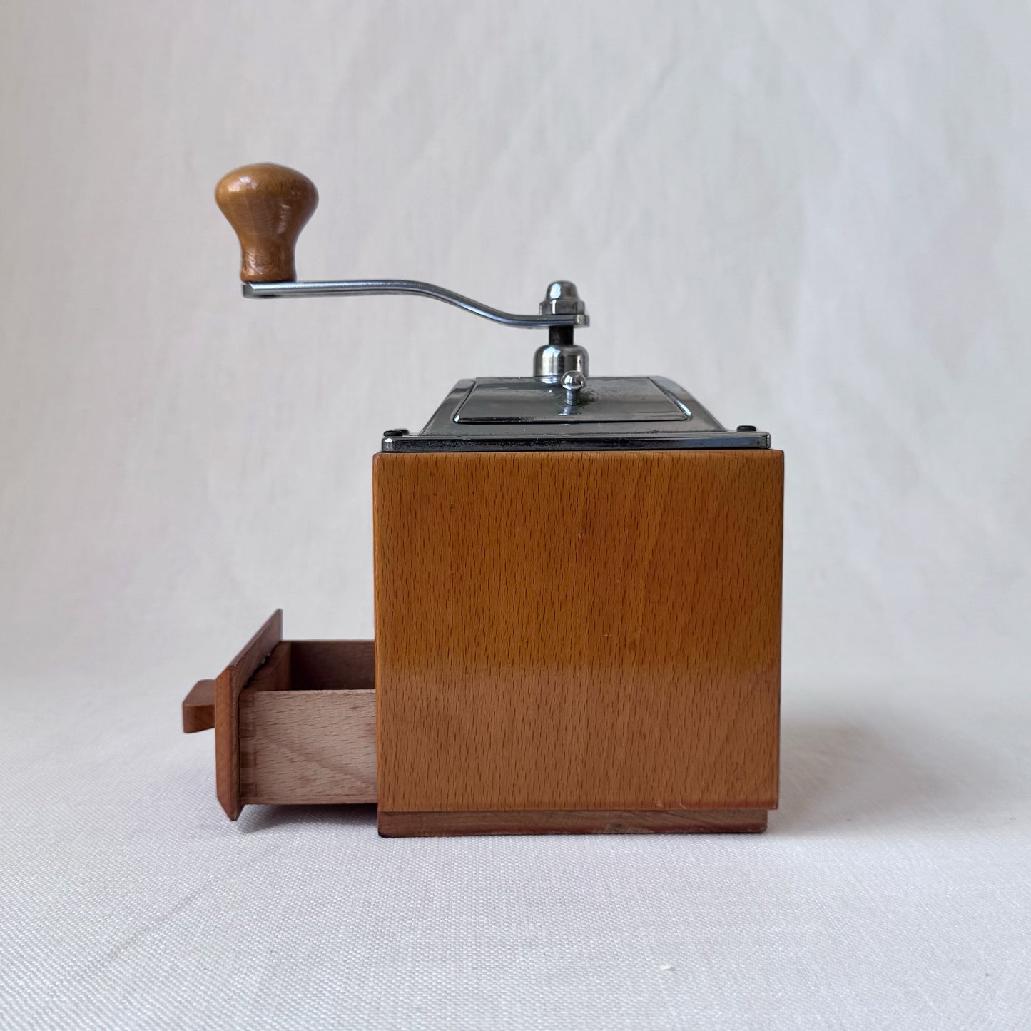 Mid Century DeVe Coffee Grinder