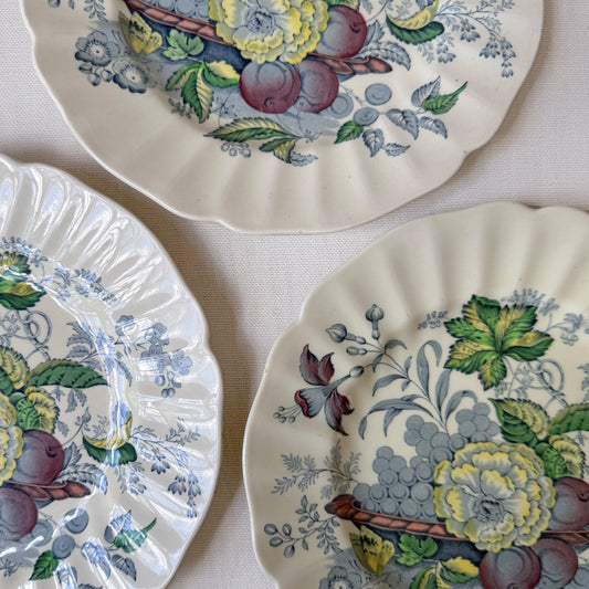 'Royal Doulton' Kirwood Pattern Fruit Plates