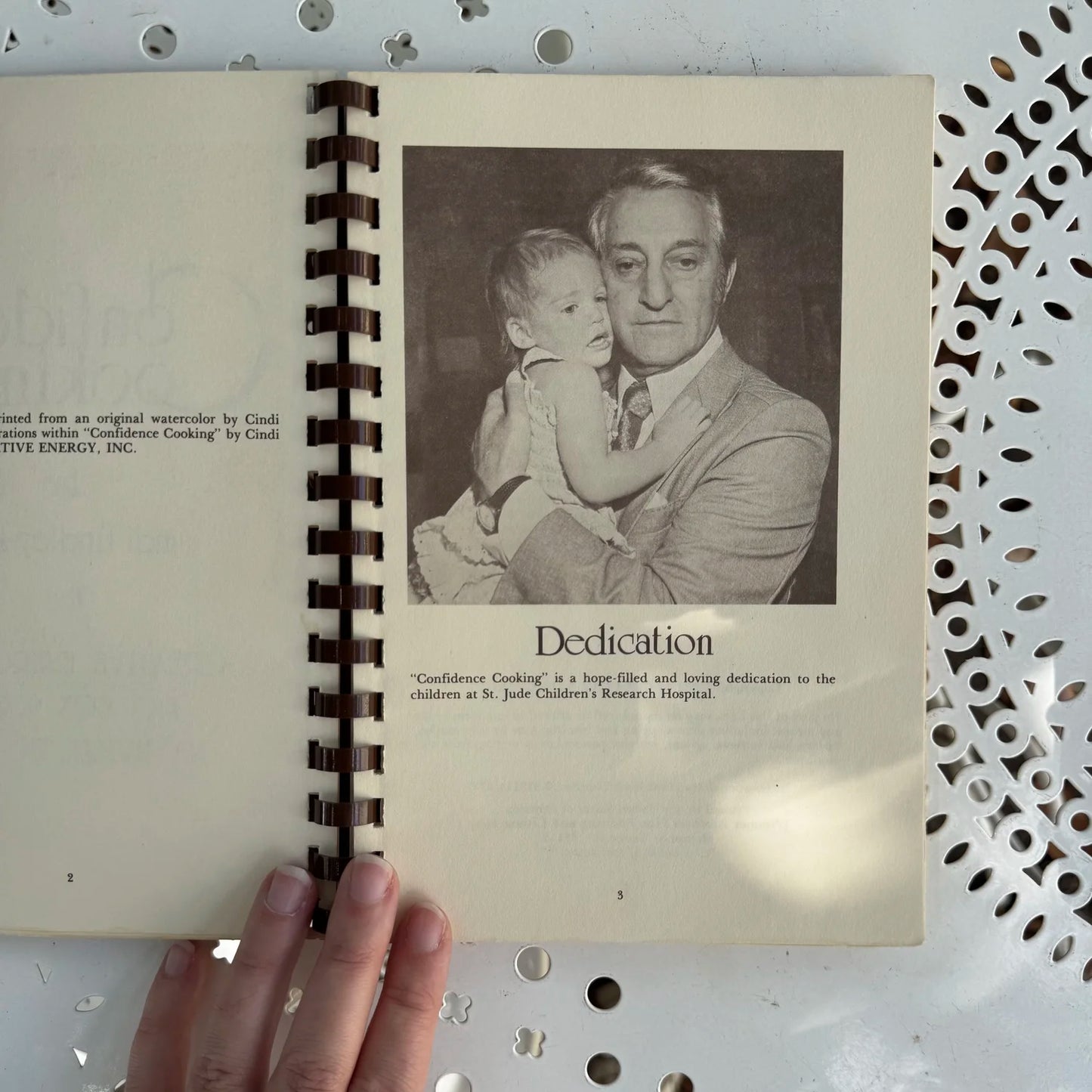 1980's 'Confidence Cooking' Cookbook