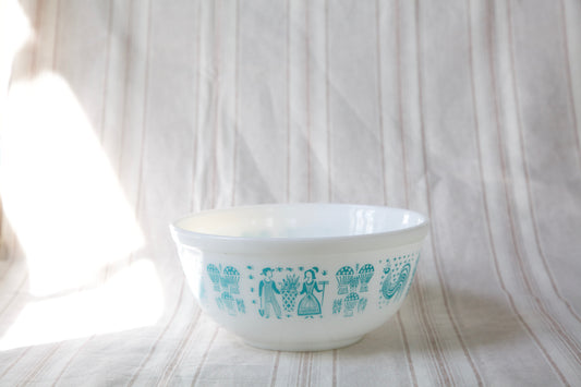 1950's Pyrex- Butterprint Pattern