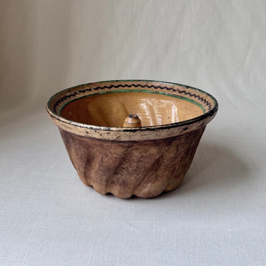 Antique Stoneware Bundt Pan