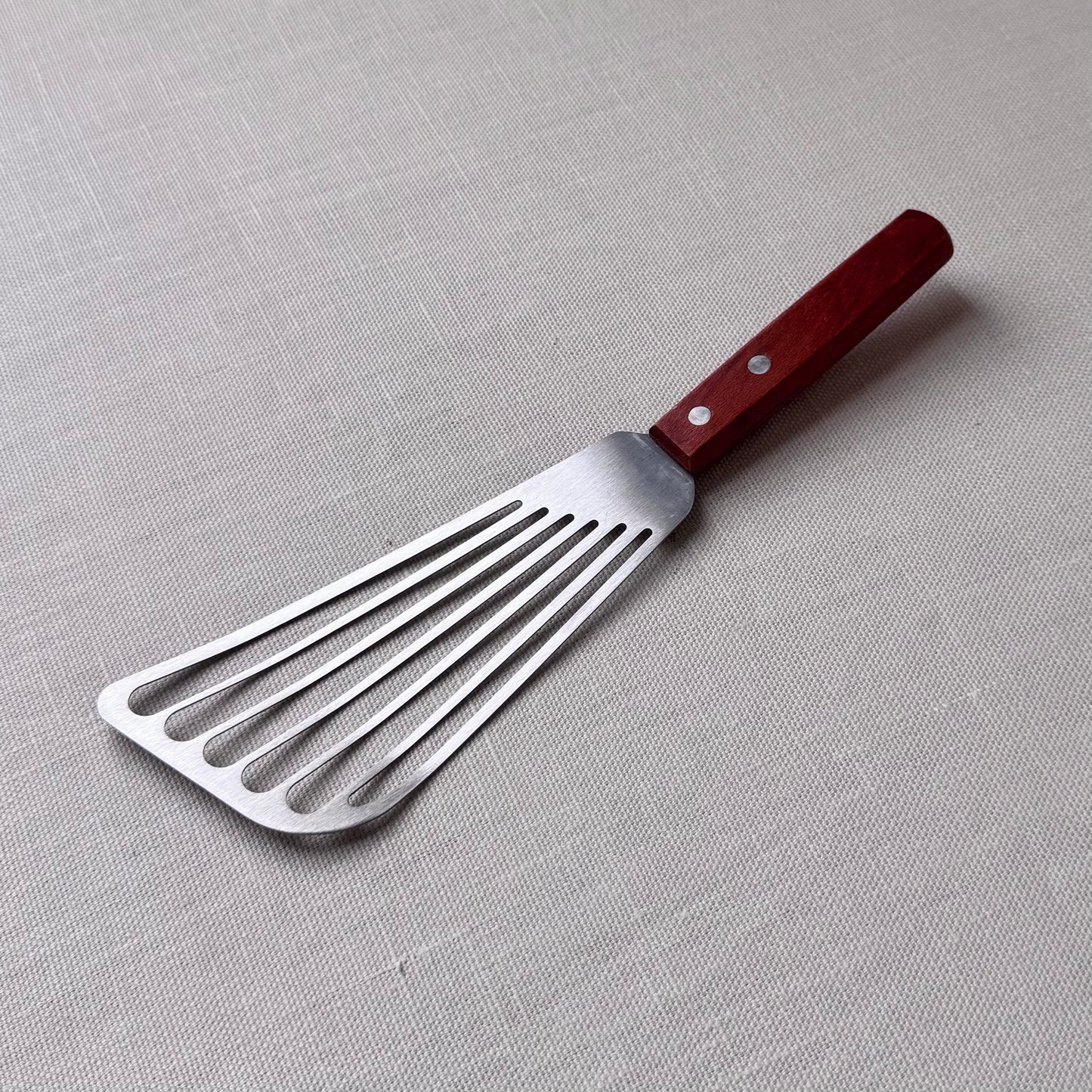 New - Fish Spatula