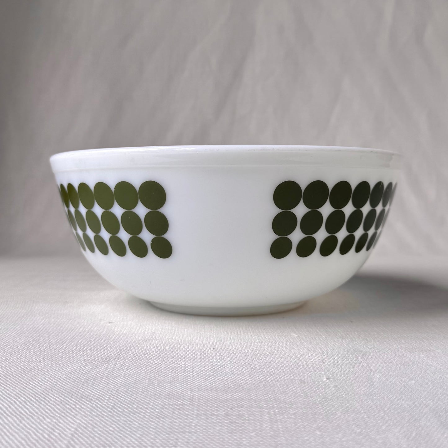 1960's 'Pyrex' Green Dot Mixing Bowl