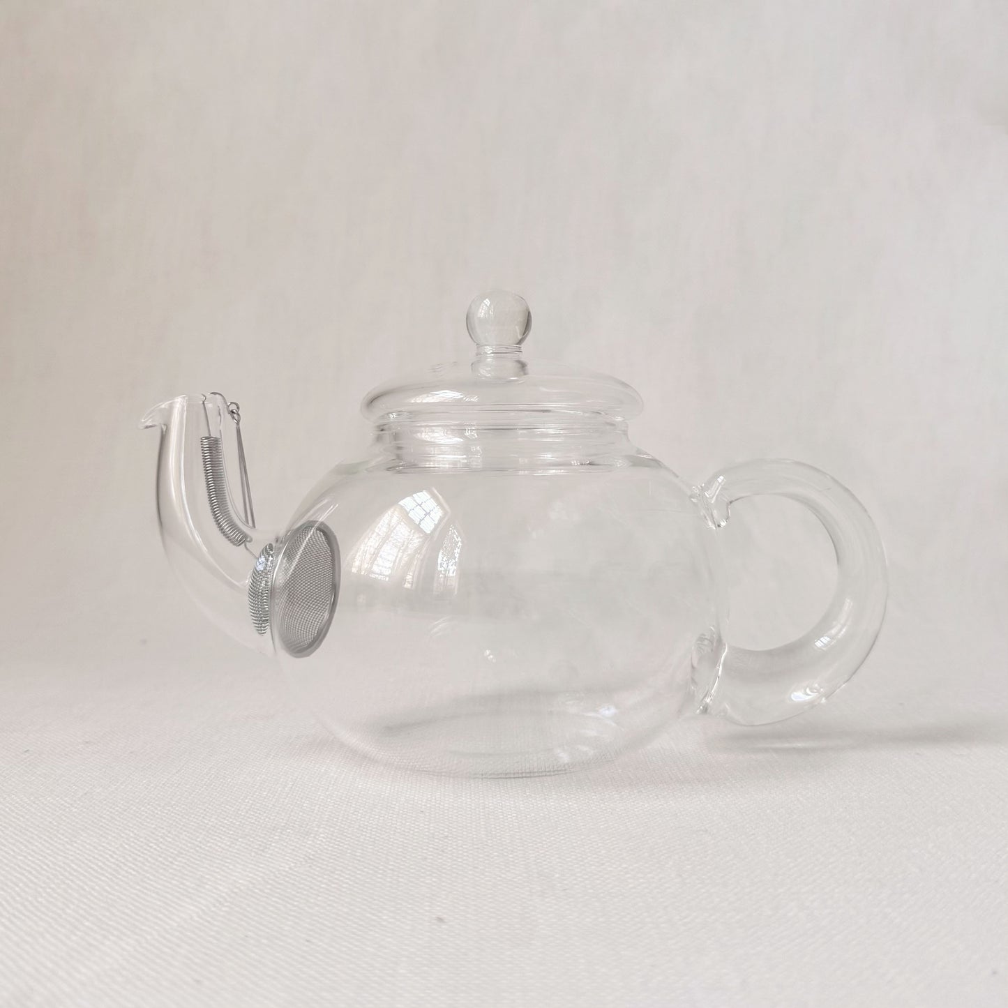 New - Jumping Glass Tea Pot