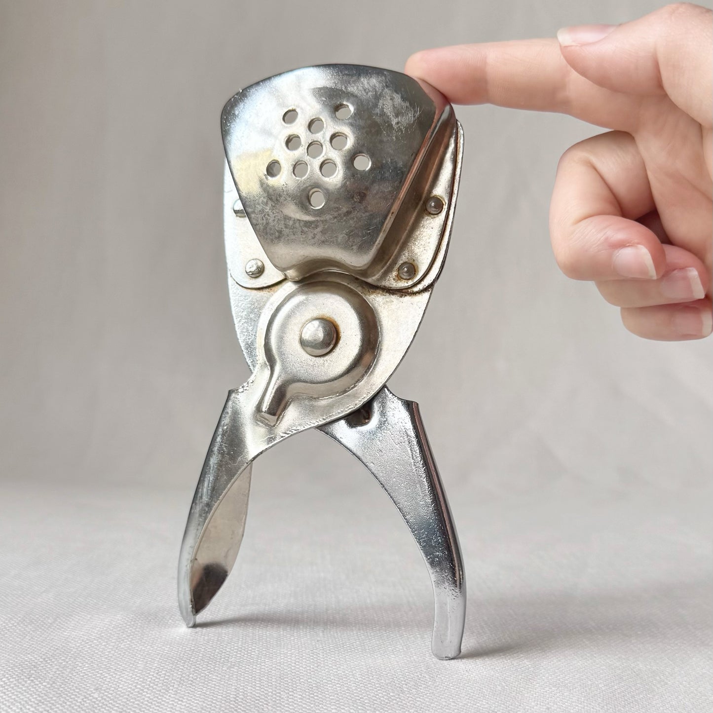 MCM Aluminum Citrus Squeezer