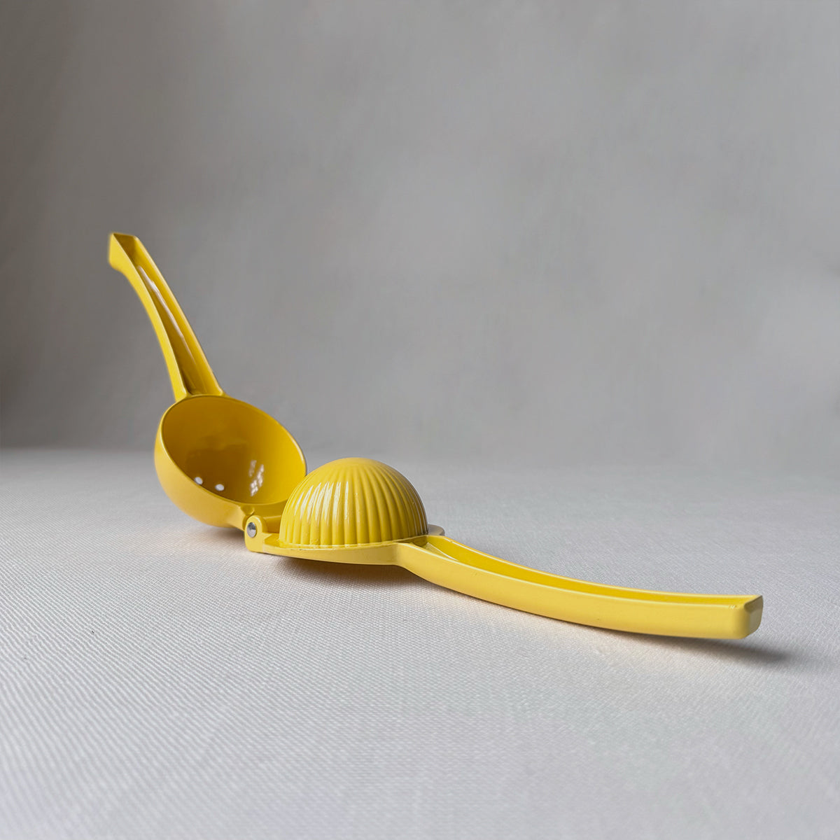 New - Lemon Squeezer