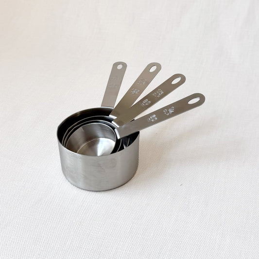New - Measuring Cup w/ Pour Spouts Set of 4