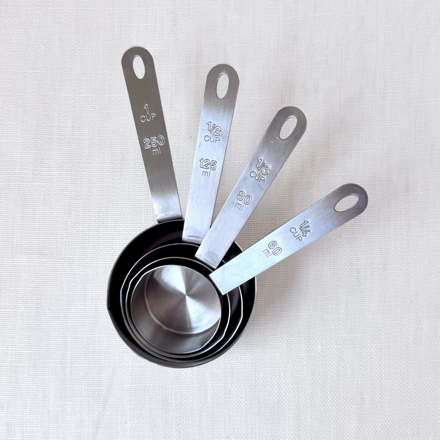 New - Measuring Cup w/ Pour Spouts Set of 4