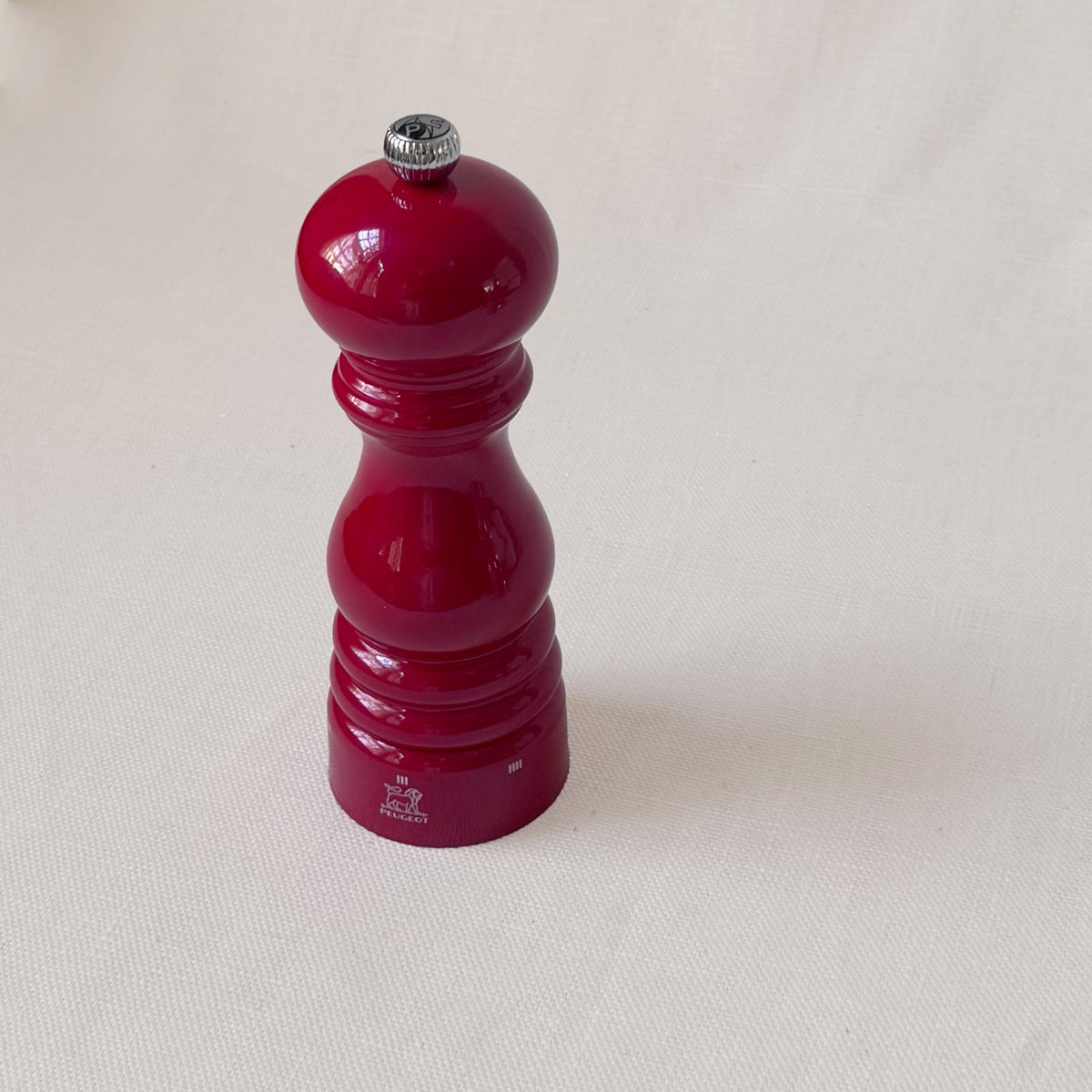 New Peugeot Red Gloss 7" Pepper Mill