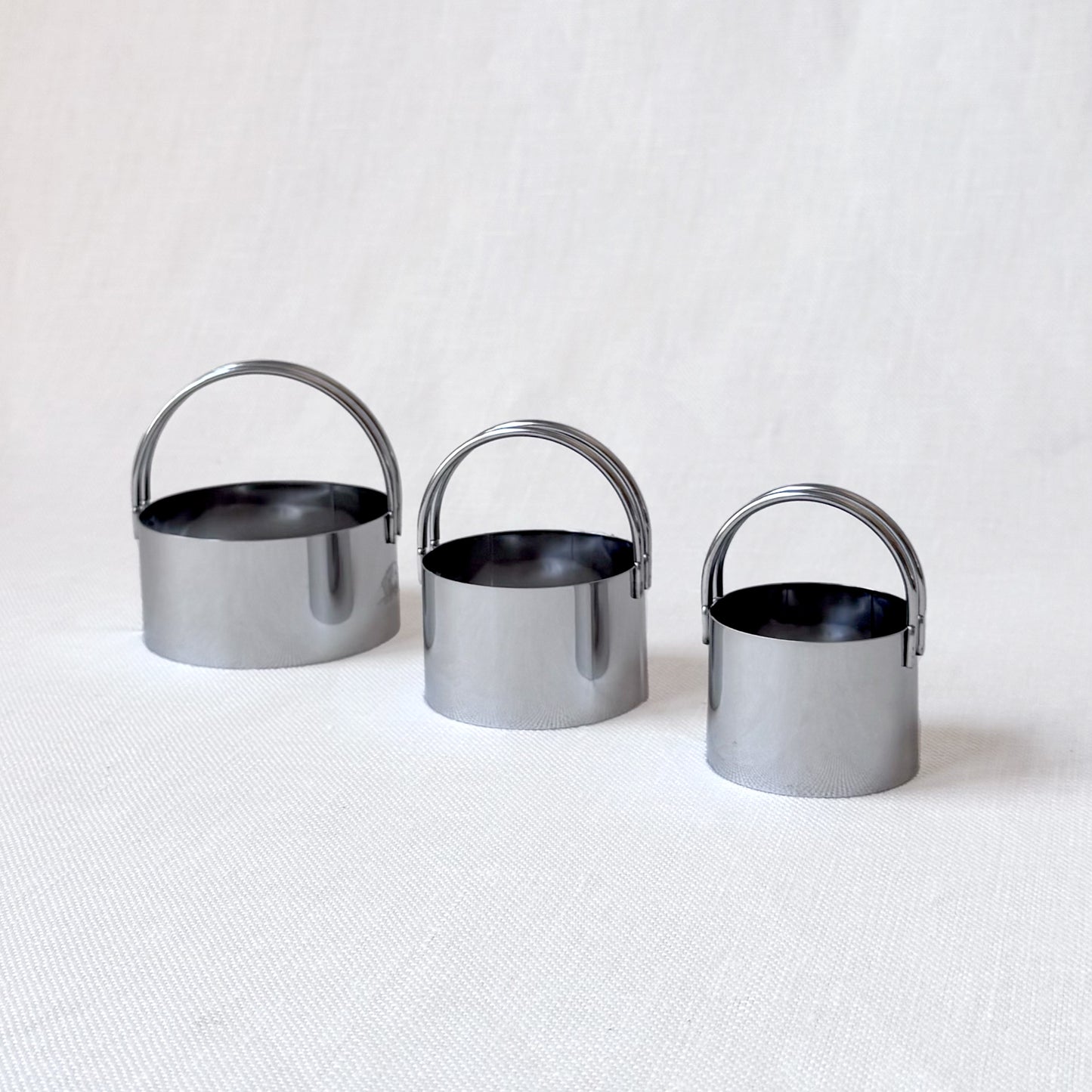 New - Round Biscuit Cutter Set