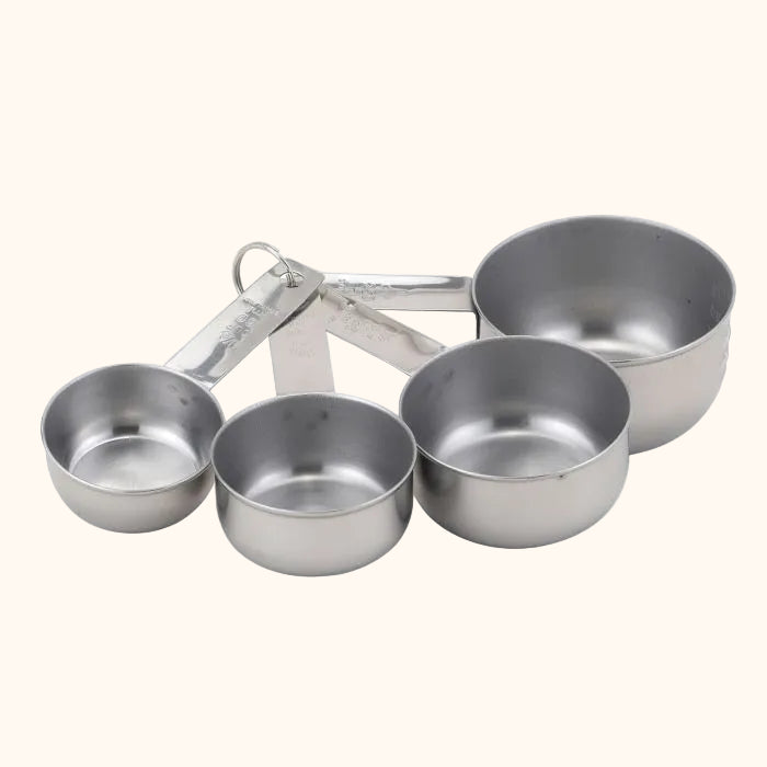 New Measuring Cup Set of 4