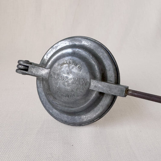 1940's 'Toast-Tite' Sandwich Press