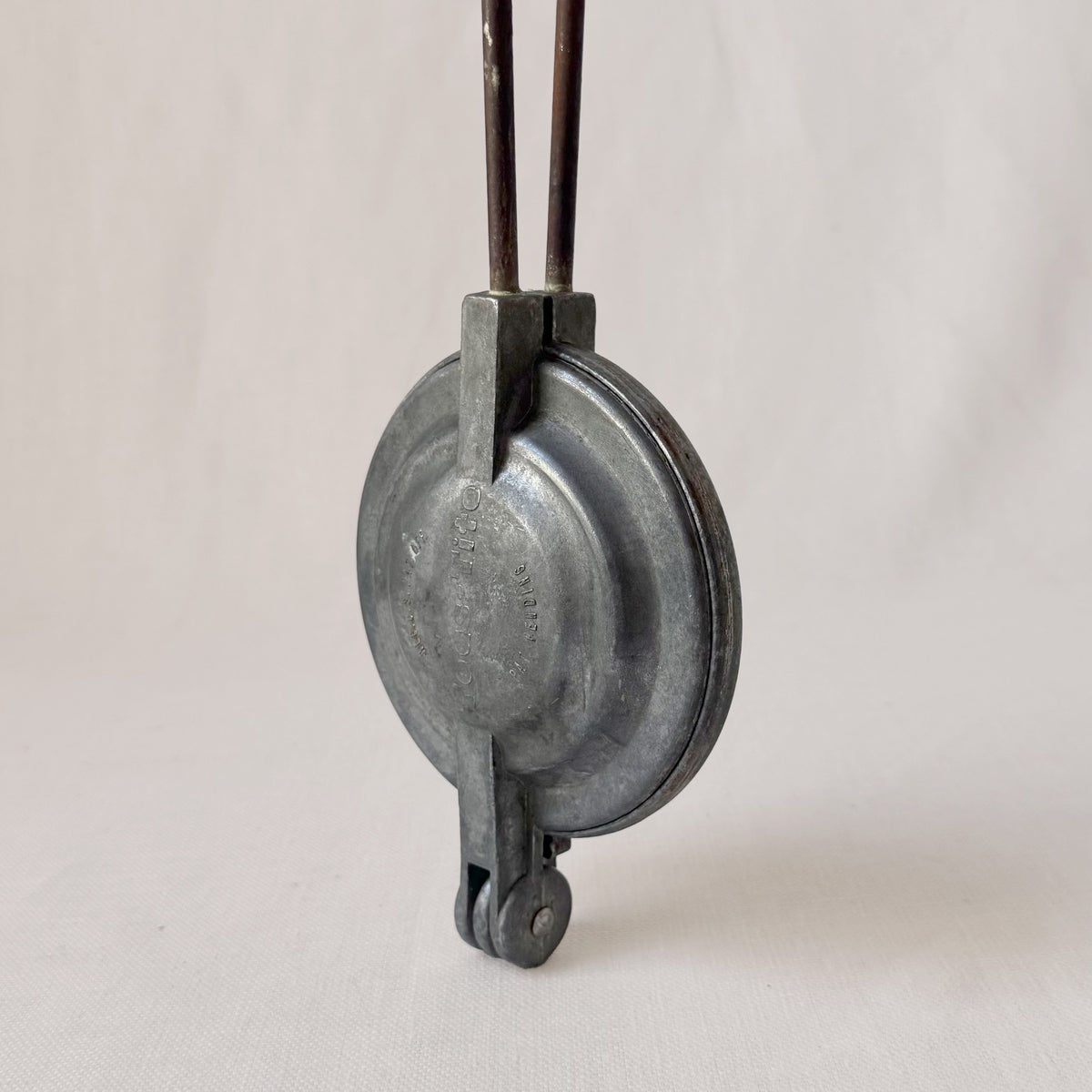 1940's 'Toast-Tite' Sandwich Press