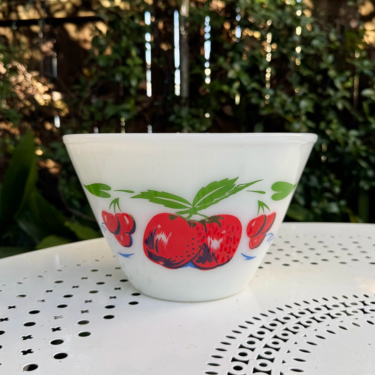 1950's 'Fire King' Apples & Cherries Milk Glass Nesting Bowls Set of 3