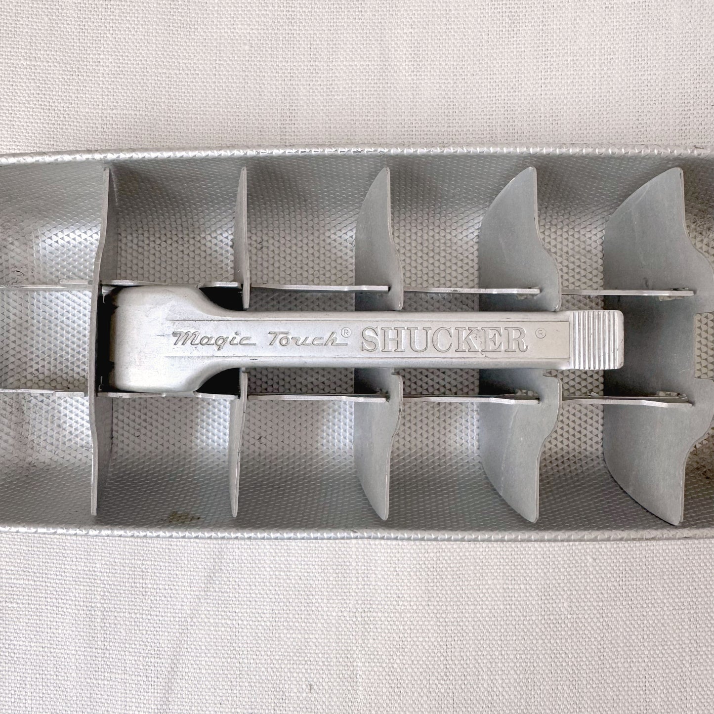 1950's 'Magic Touch Shucker' Ice Cube Tray