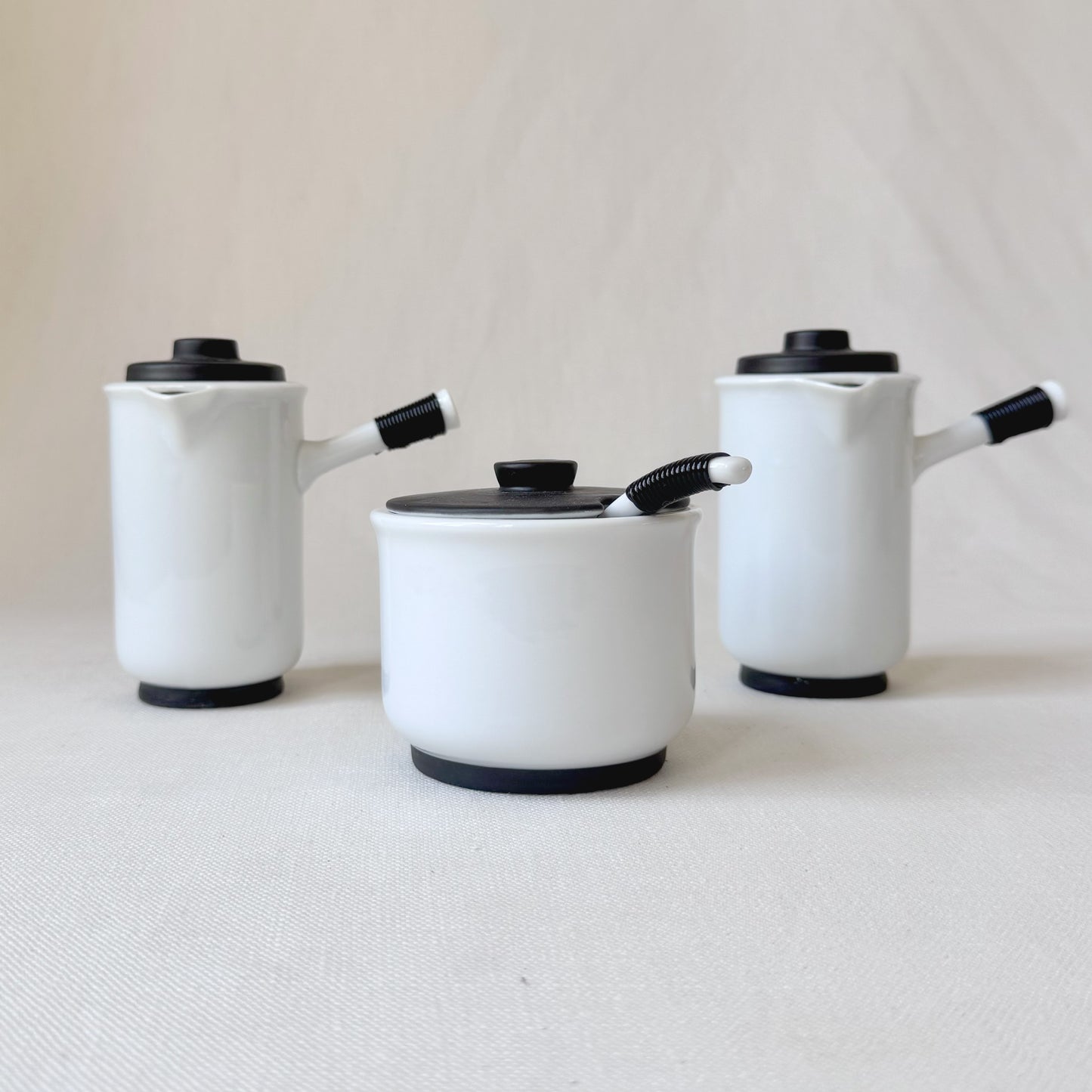 'Holt Howard' Minimalist Black & White Tea Set