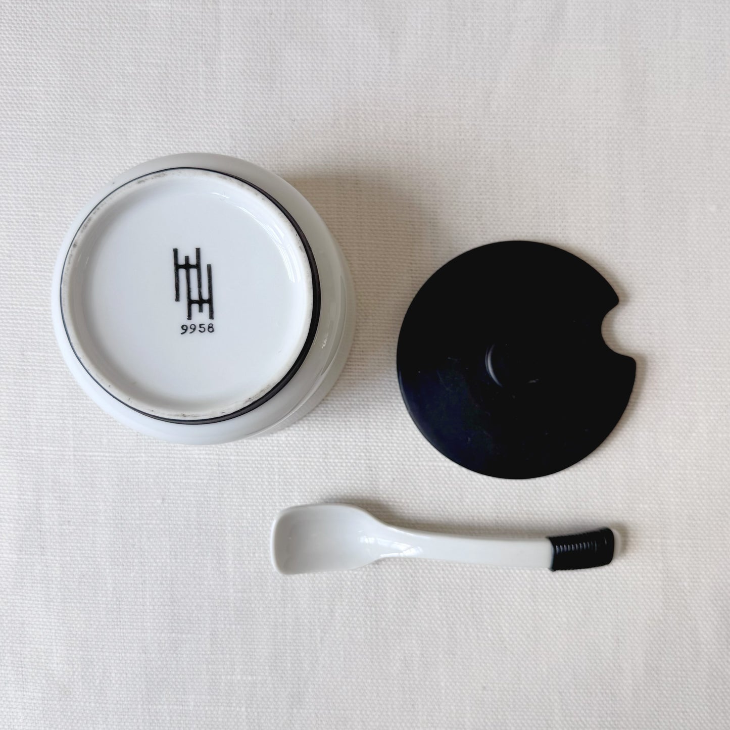 'Holt Howard' Minimalist Black & White Tea Set